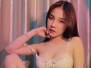 Hot girl Thảo My và sở thích nghiện bú cu của em nó