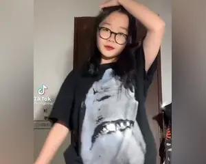 Idol Tiktok Nguyễn Ngọc Tố Như (nngtnhu) bú cu chịch nhau trong nhà nghỉ với bạn trai