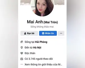 Mai Anh ( Mai Tròn ) móc lồn trong nhà vệ sinh